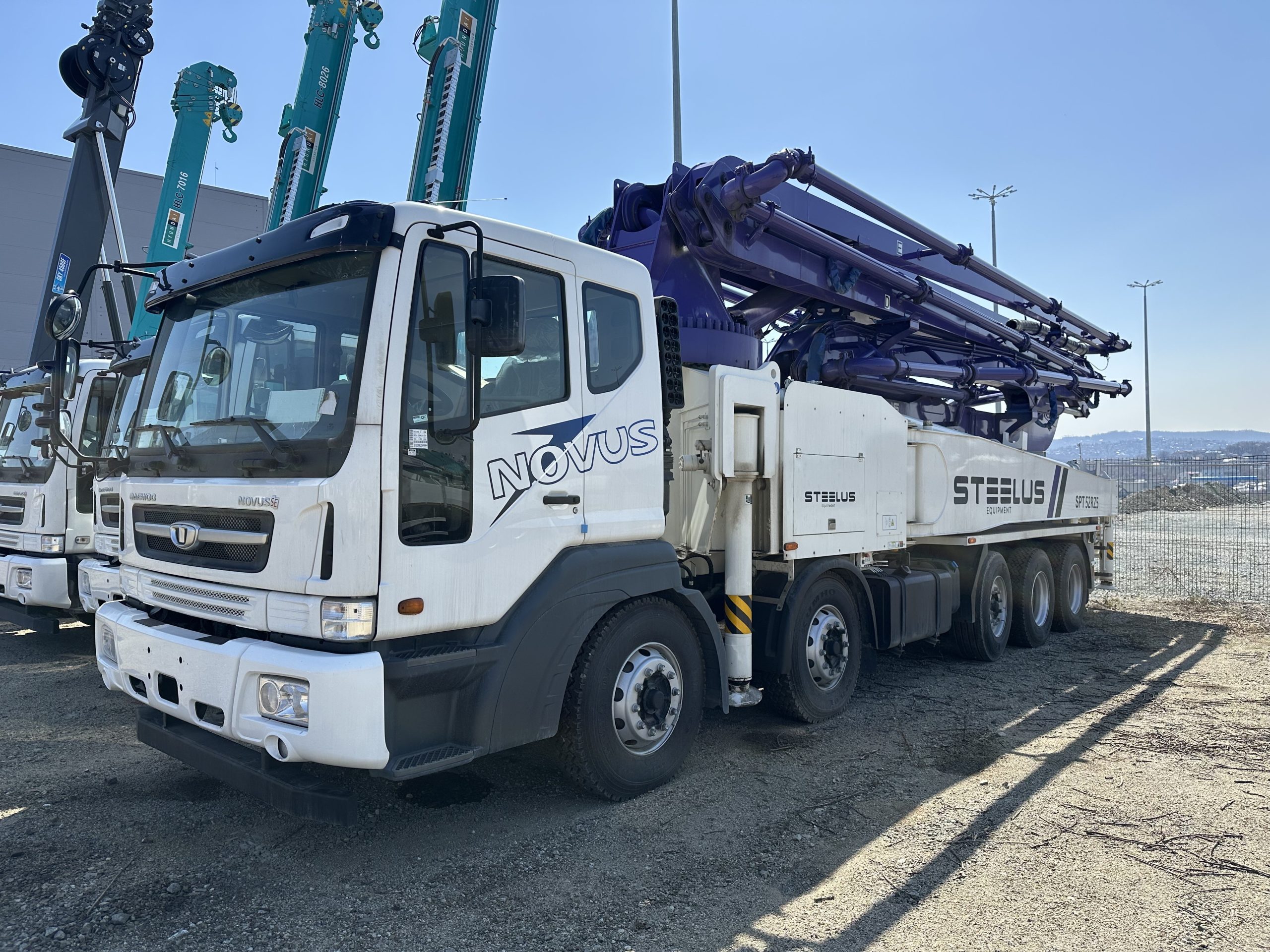 Автобетононасос Steelus SPT52RZ5 на шасси Daewoo Novus