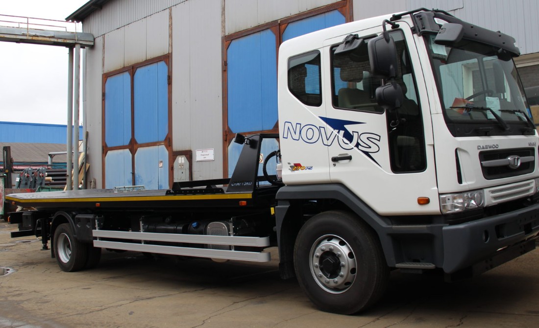 Автоэвакуатор на шасси Daewoo Novus